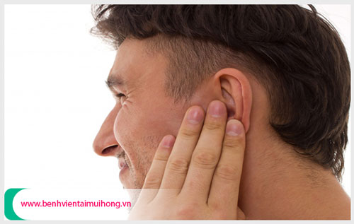 Mổ viêm tai giữa có nguy hiểm không ?